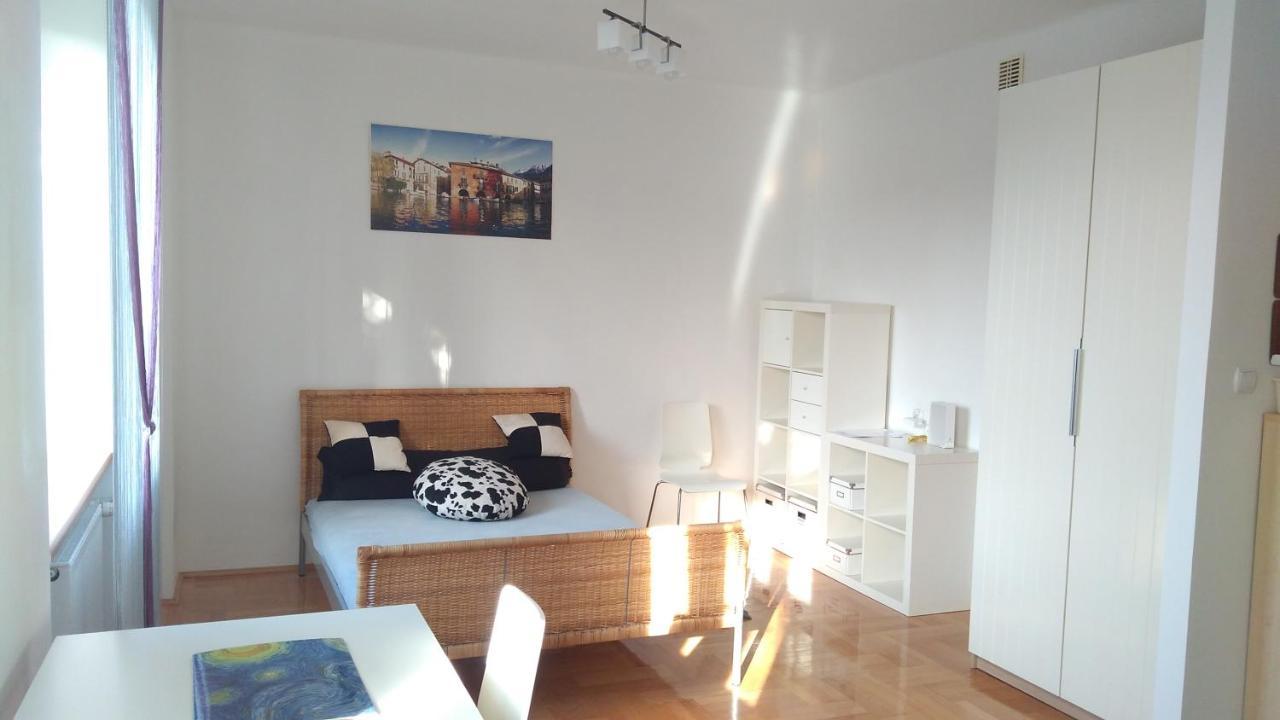 Apartament Hallera Square Warsaw 27M2 מראה חיצוני תמונה